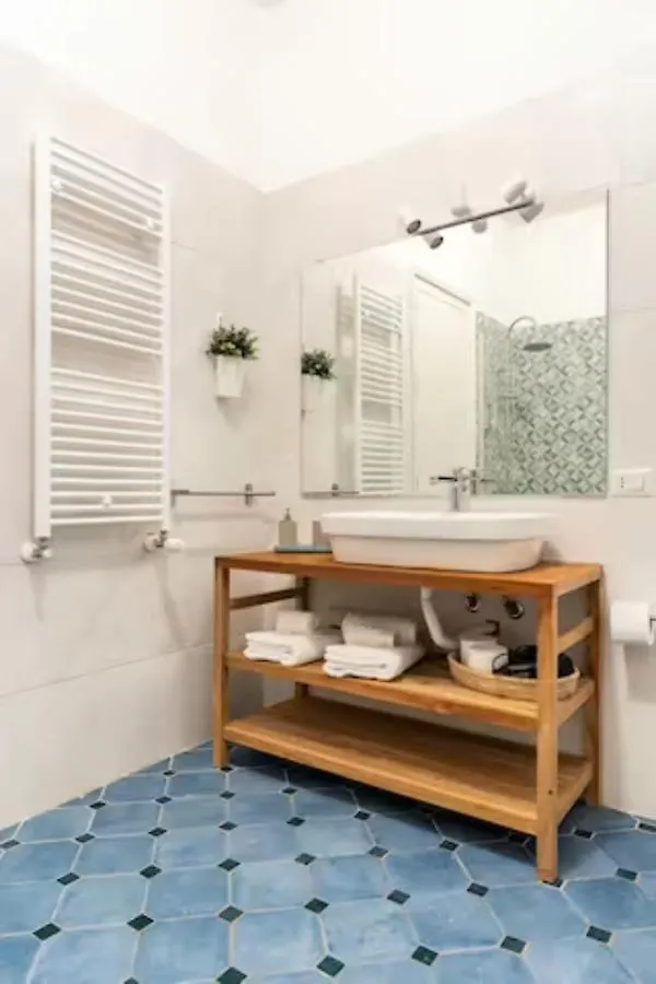 Dante Suites Palermo Bed and breakfast